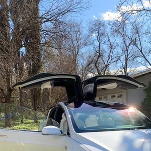 Meet your Posher, Troy